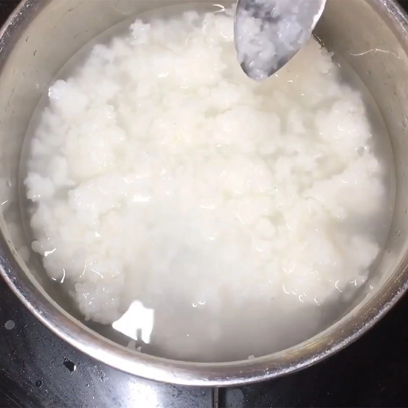 3 cách nấu cháo rau mồng tơi cho bé ăn dặm từ 6 tháng - 4