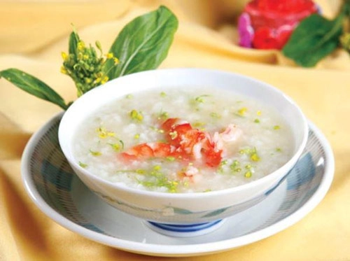 3 cách nấu cháo tôm đậu xanh cho bé ăn dặm ngon nhất - 1