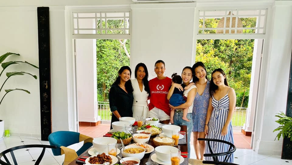 3 cô đào gái nhảy sau 18 năm người nuôi con trong biệt thự mỹ 900m2 người làm single mom - 16