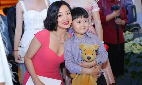 3 cô đào gái nhảy sau 18 năm người nuôi con trong biệt thự mỹ 900m2 người làm single mom - 21