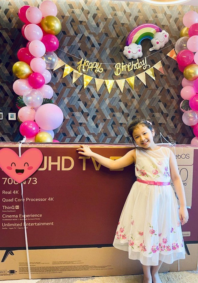 3 con jennifer phạm khiến ai nấy trầm trồ nhất là con gái lớn xinh chụp ảnh điệu như hotgirl - 4