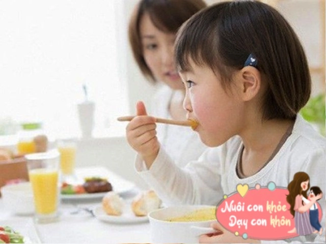 3 món ăn hàng ngày tưởng bổ nhưng cung cấp dinh dưỡng giả cho con - 8