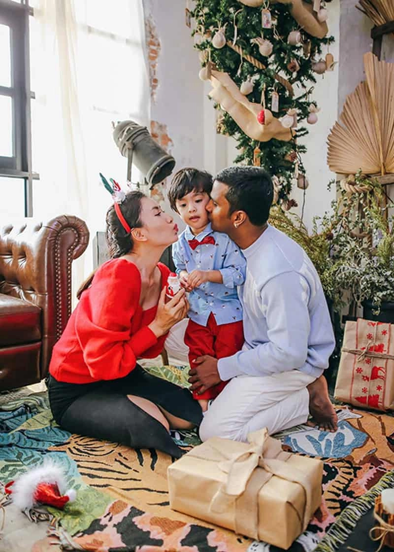 3 mỹ nhân việt lấy chồng ấn độ đều đẻ con lai đẹp con của hoa hậu còn xuất chúng - 6