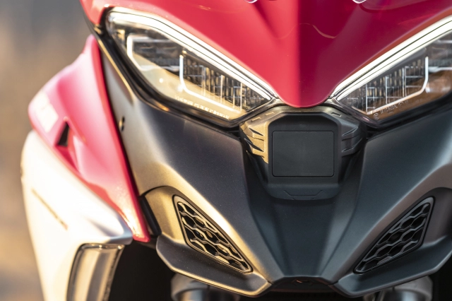 4 cách mà ducati tạo ra mẫu xe multistrada v4 s cao cấp - 11