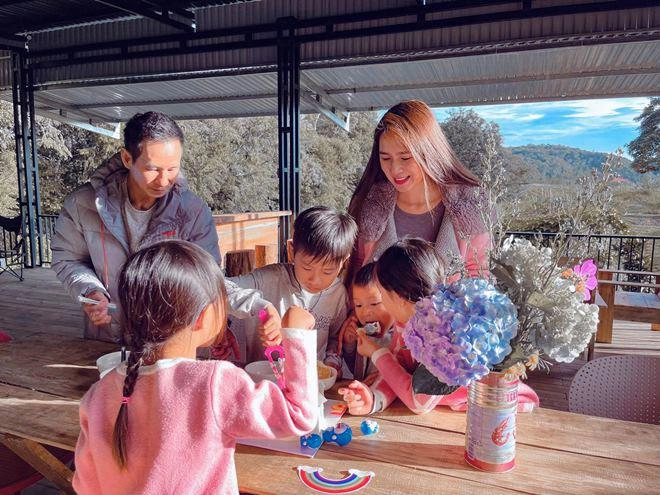 4 con lý hải sau 2 tháng lên núi chuẩn con nhà nông ai nghĩ con đại gia nứt vách - 1