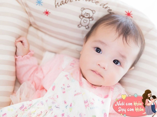 4 đặc điểm trên khuôn mặt đứa trẻ thông minh hưởng phúc đức từ bố mẹ tương lai dễ thành tài - 6