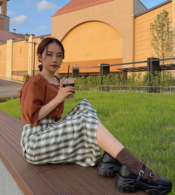 4 hotgirl xứ hàn cao chưa tới 1m52 khéo diện đồ hack dáng ảo diệu khiến ai nhìn cũng mê - 16