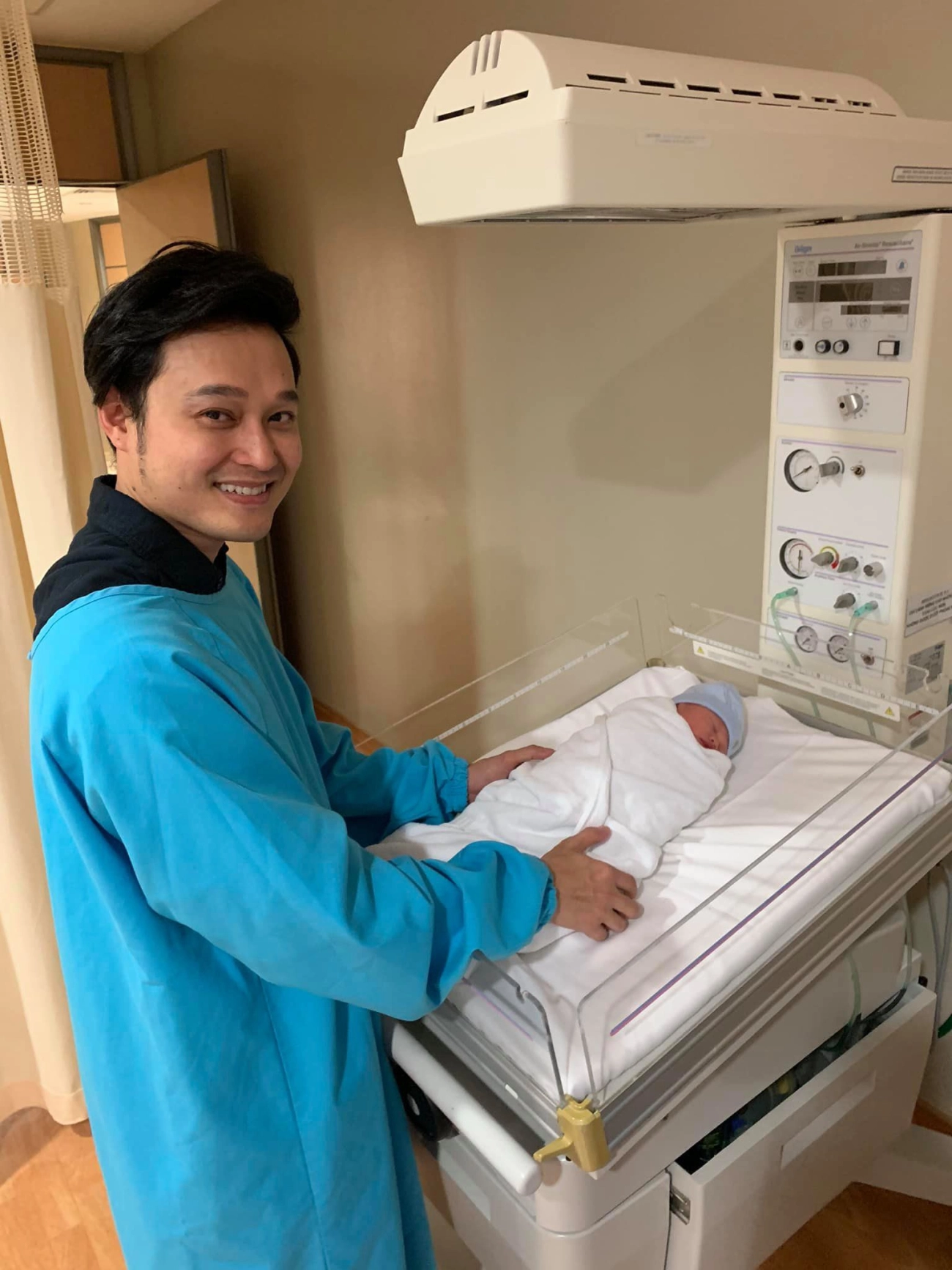 40 tuổi chưa kết hôn quang vinh có con gái 3 tuổi xinh như búp bê - 3