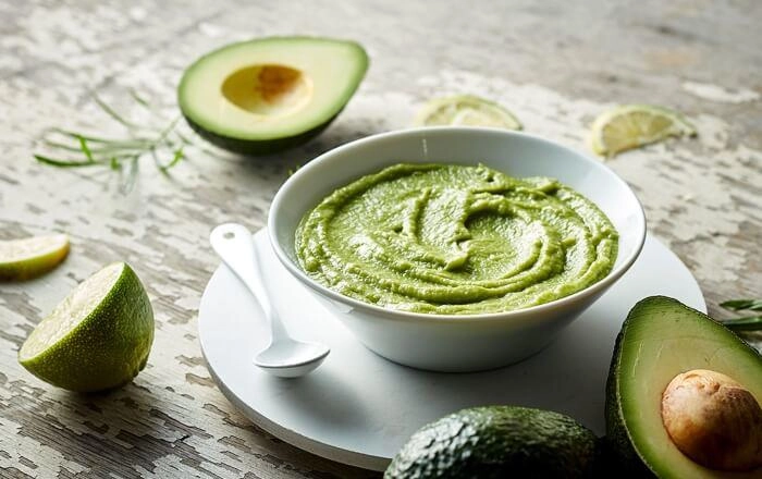 5 loại mặt nạ bơ mật ong dưỡng da bình dân đắp đến đâu da trắng hồng đến đó - 1