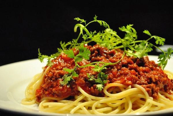 6 cách làm mì ý spaghetti sốt kem bò bằm phô mai ngon đúng điệu - 9