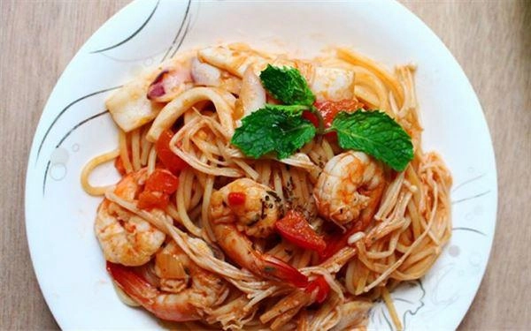 6 cách làm mì ý spaghetti sốt kem bò bằm phô mai ngon đúng điệu - 12