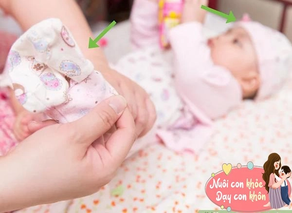 6 sai lầm dễ mắc của mẹ khiến trẻ sơ sinh rất sợ - 12