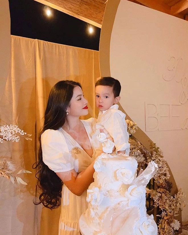 8 mỹ nữ xinh đẹp nhất nhì showbiz việt cùng sinh con cho chồng giàu nức tiếng gia thế khủng - 5