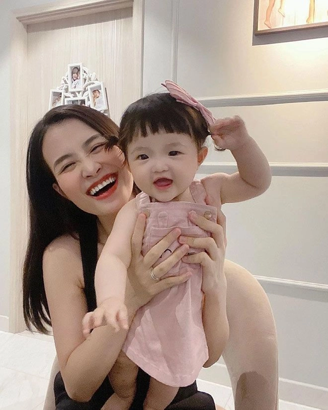 8 mỹ nữ xinh đẹp nhất nhì showbiz việt cùng sinh con cho chồng giàu nức tiếng gia thế khủng - 13