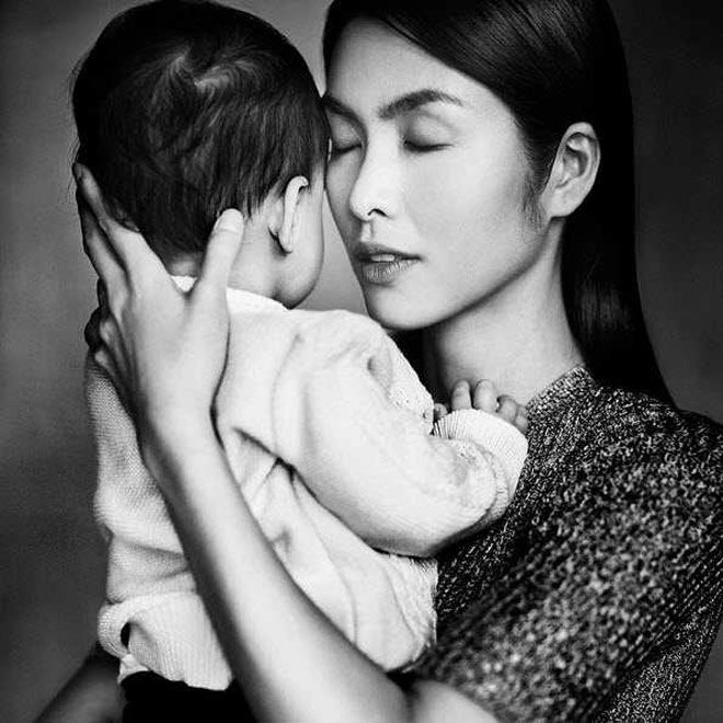8 mỹ nữ xinh đẹp nhất nhì showbiz việt cùng sinh con cho chồng giàu nức tiếng gia thế khủng - 16