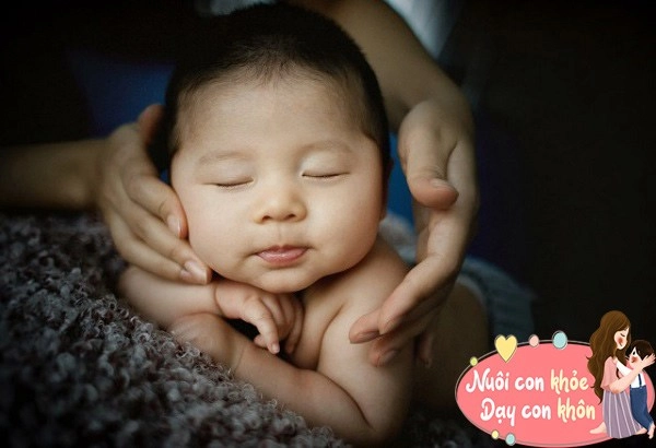 90 trẻ sơ sinh thích nằm sấp nếu có dấu hiệu này mẹ coi chừng sức khoẻ con - 7