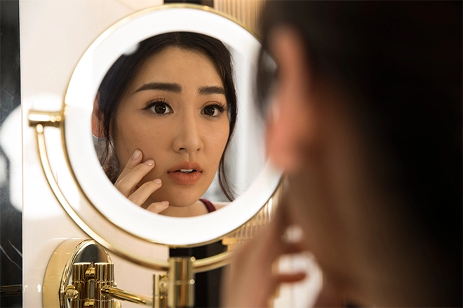 Á hậu tú anh lần đầu trải lòng về chuyện làm đẹp sau sinh - 1