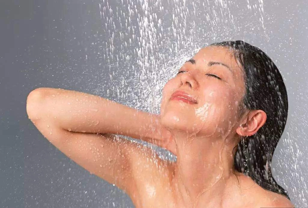 Ai cũng biết thanh hằng thuộc hội mỹ nhân không tuổi so ảnh 20 năm trước càng bất ngờ - 9