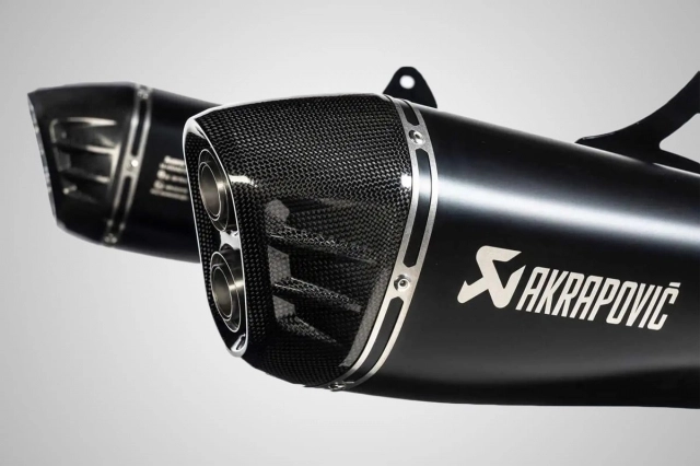 Akrapovic ra mắt ống xả đặc biệt dành riêng cho hayabusa 2021 - 2