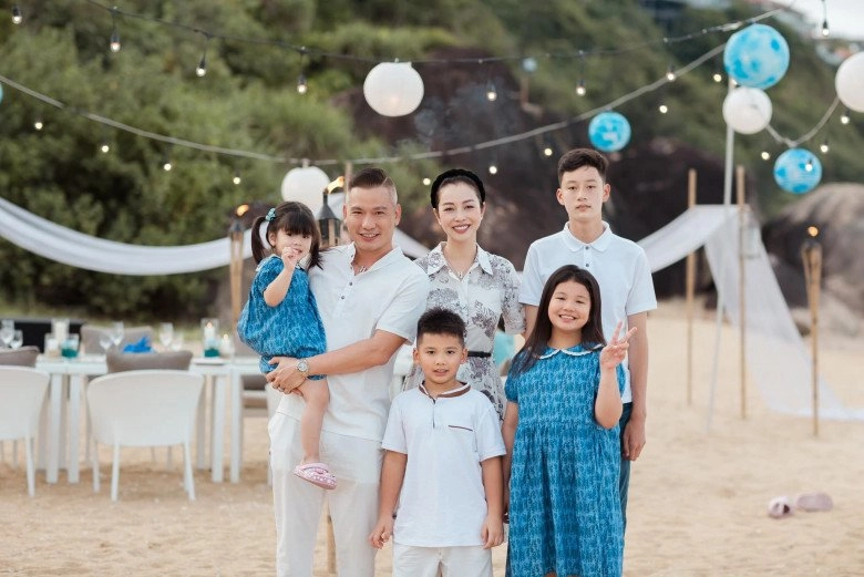 Âm thầm sang mỹ sinh con jennifer phạm giờ tự hào con gái nói tiếng anh chẳng kém bạn nước ngoài - 11
