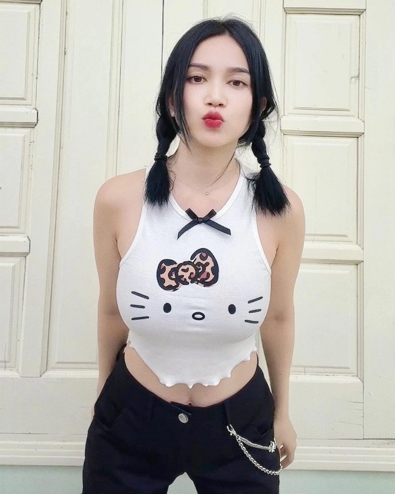 Ăn chay và đam mê tập luyện sĩ thanh tự tin diệnđồ tắm hai mảnh khoe vòng 1 chạm ngưỡng 90 - 8