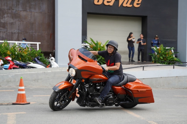 Anh em chơi xe harley-davidson hội tụ đông đảo trong ngày tập huấn kỹ năng lái xe an toàn - 24