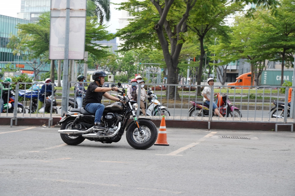 Anh em chơi xe harley-davidson hội tụ đông đảo trong ngày tập huấn kỹ năng lái xe an toàn - 25