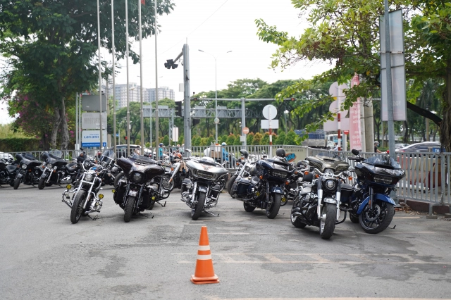 Anh em chơi xe harley-davidson hội tụ đông đảo trong ngày tập huấn kỹ năng lái xe an toàn - 26