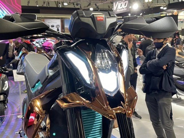 Aprilia electrica concept xuất hiện lần đầu tại sự kiện eicma 2022 - 1