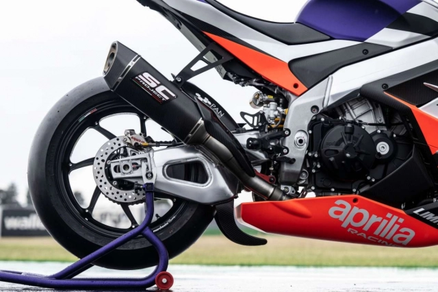 Aprilia rsv4 xtrenta và yamaha r1 gytr - 2 mẫu superbike hạng nặng dành riêng cho đường đua - 7