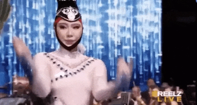 Bạn cùng phòng của đỗ thị hà khoe body không điểm trừ nhưng gặp sự cố ngã đau - 3