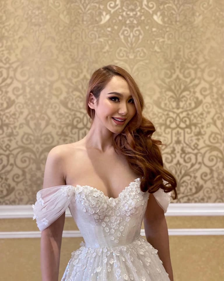 Bạn cùng phòng của đỗ thị hà khoe body không điểm trừ nhưng gặp sự cố ngã đau - 5