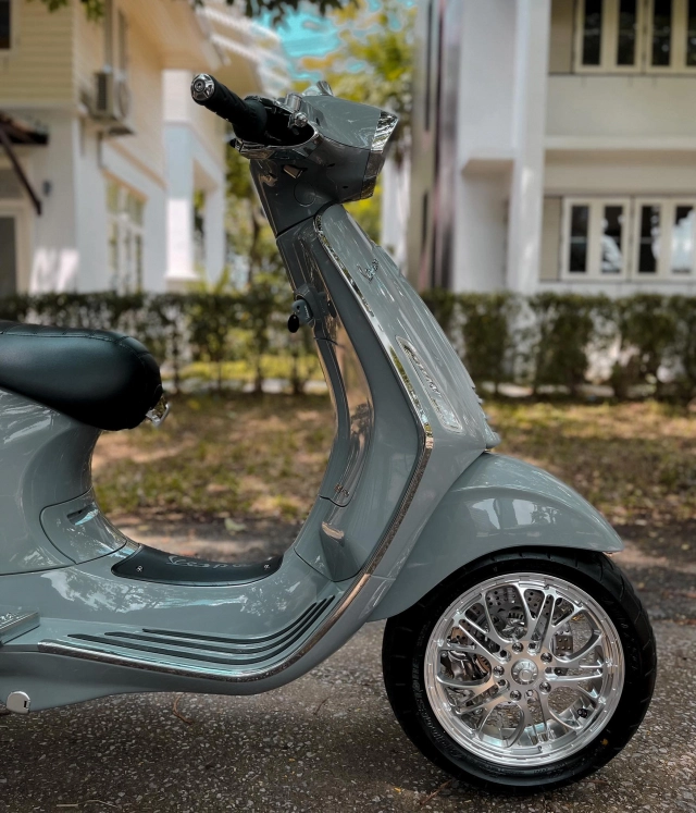 Bản độ vespa sprint chất như cất của một cậu cả đích thực - 9