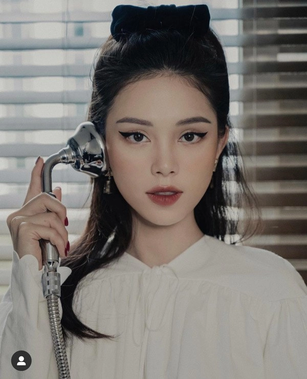Bạn gái thiếu gia nhà tăng thanh hà đặt đồ hiệu dưới đất chị em xem mà xót ruột - 16