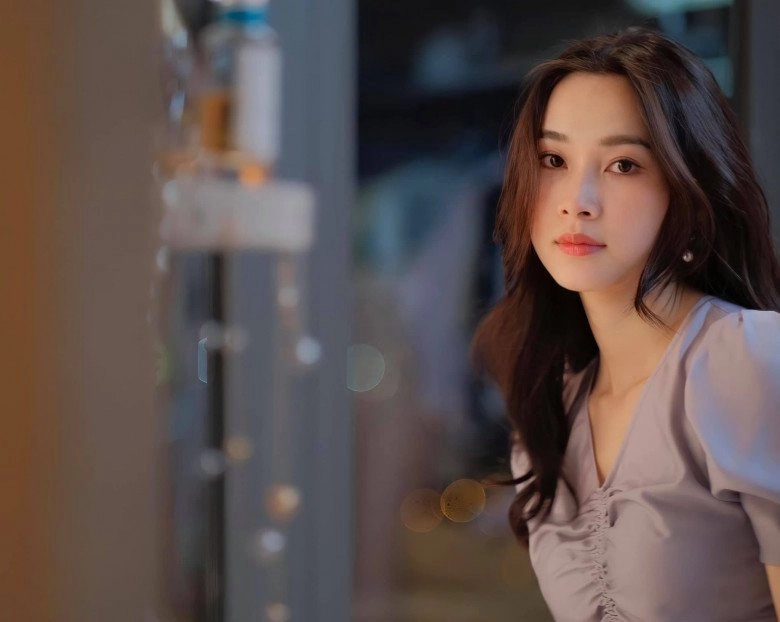 Bao năm đăng quang đặng thu thảo vẫn đẹp mê dù chỉ quẹt vài đường lên mặt - 3