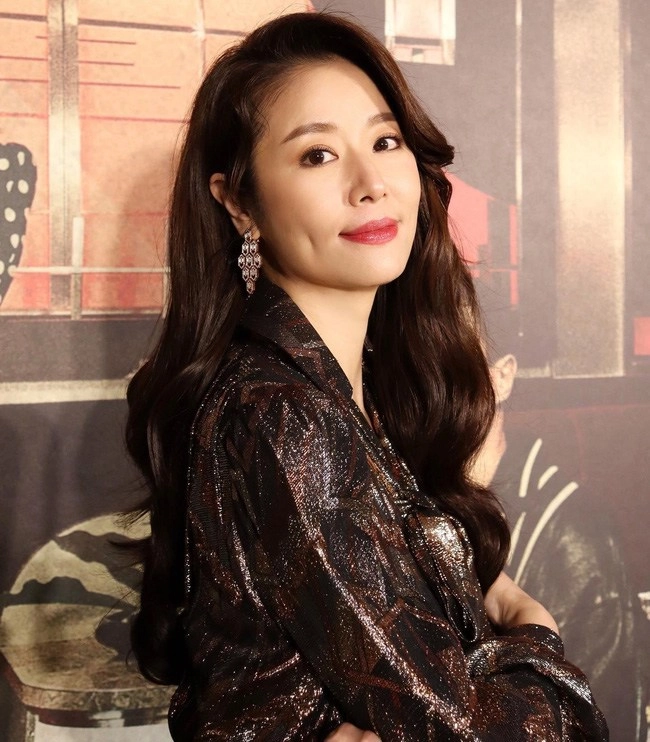 Bao năm làm nàng thơ tóc dài bên hoắc kiến hoa lâm tâm như bất ngờ cắt tóc tomboy - 13