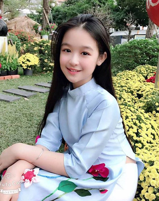 Bảo ngọc thân thiết với gia đình người đàn bà quyền lực vương miện hoa hậu nắm chắc trong tay - 9