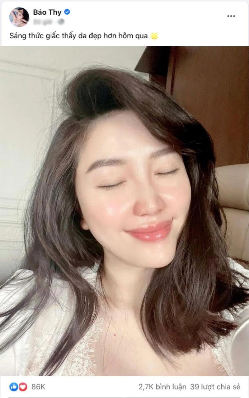 Bảo thy khoe da bóng như sương bị fan chọc lấy dao gọt cằm - 1