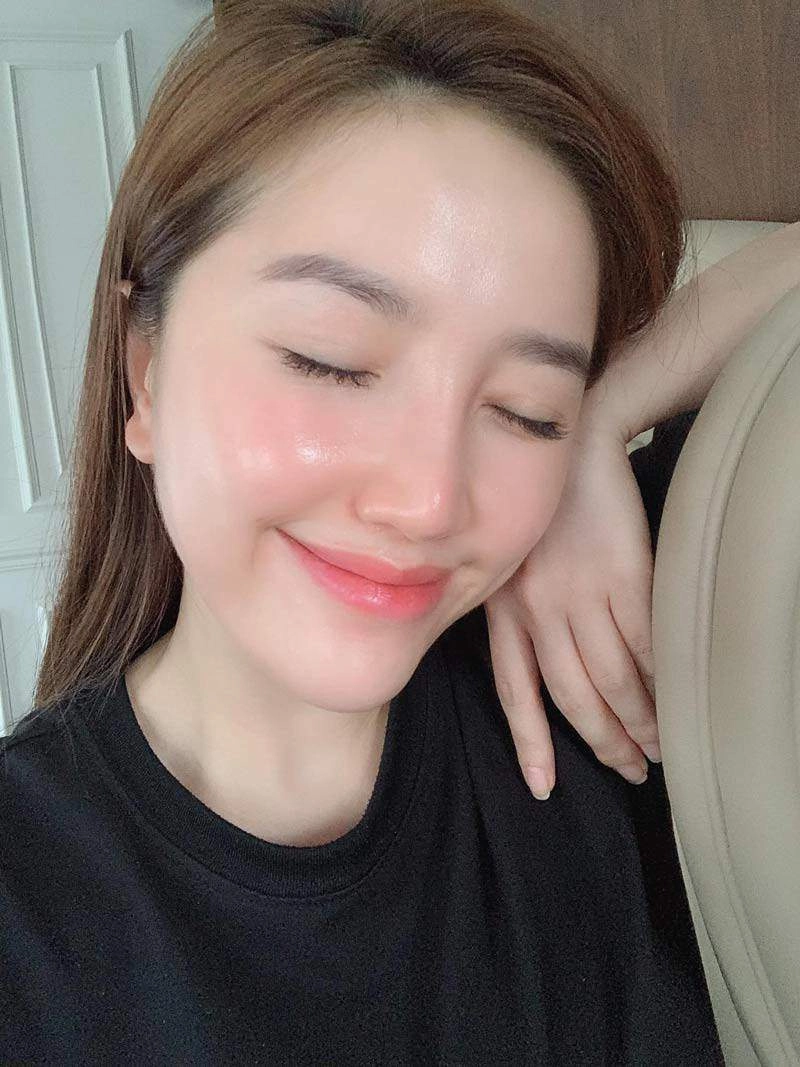 Bảo thy thả dáng mê ly khoe sọc bụng nhưng bị làn da trắng sáng giật sóng - 6