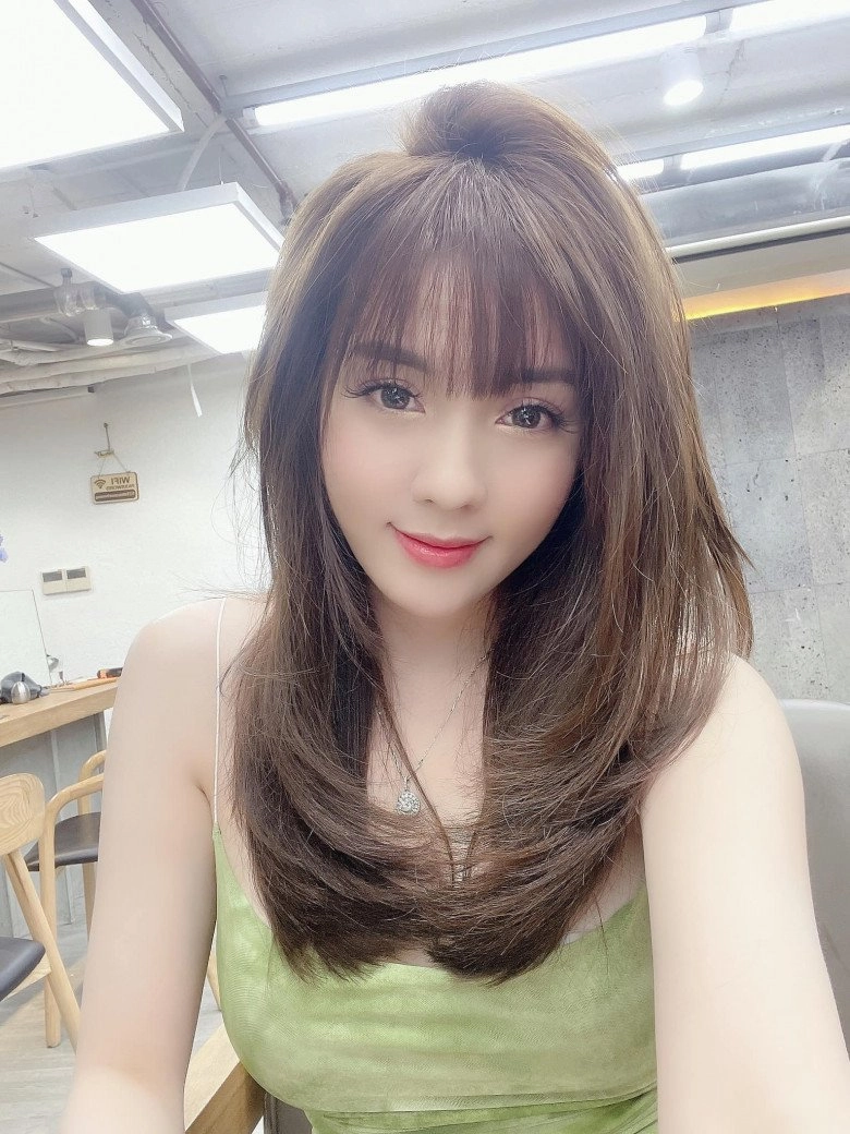 Bắt bài tút sắc của cô giáo gợi cảm nhất giảng đường âu hà my mặt baby trẻ hơn sinh viên - 5