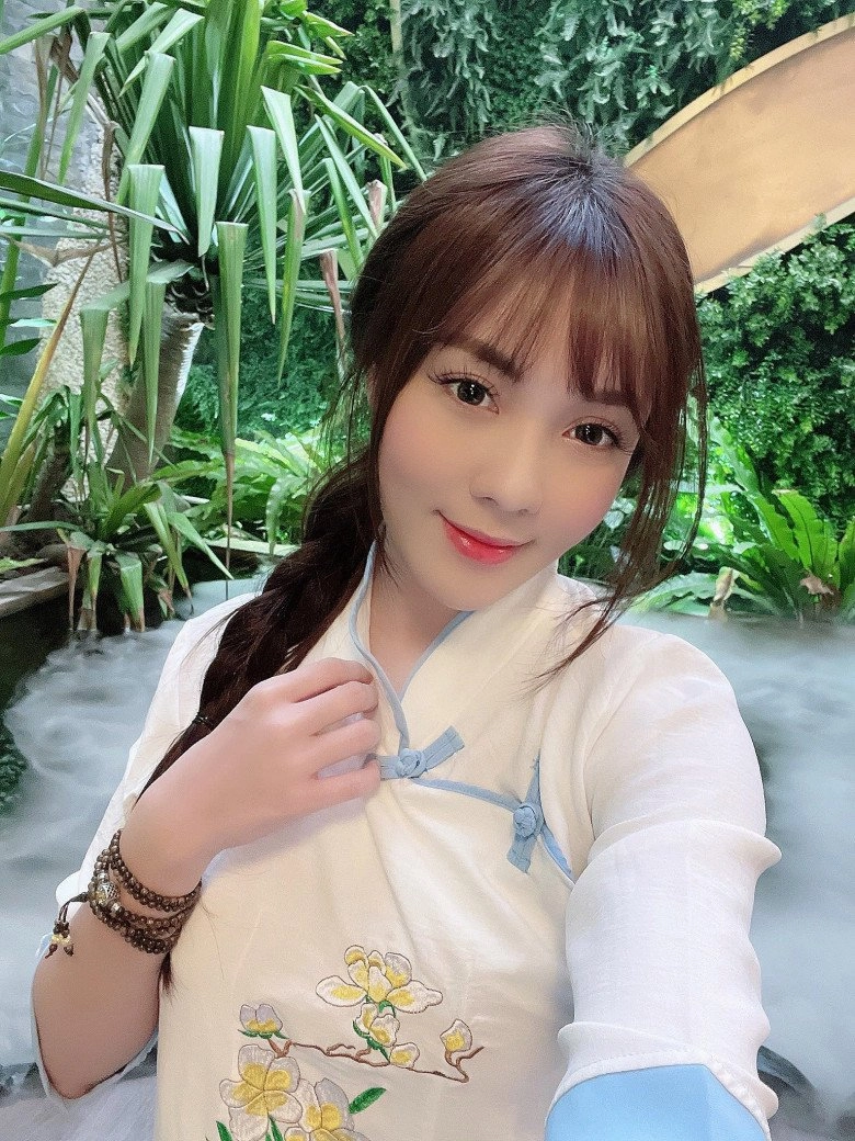 Bắt bài tút sắc của cô giáo gợi cảm nhất giảng đường âu hà my mặt baby trẻ hơn sinh viên - 9