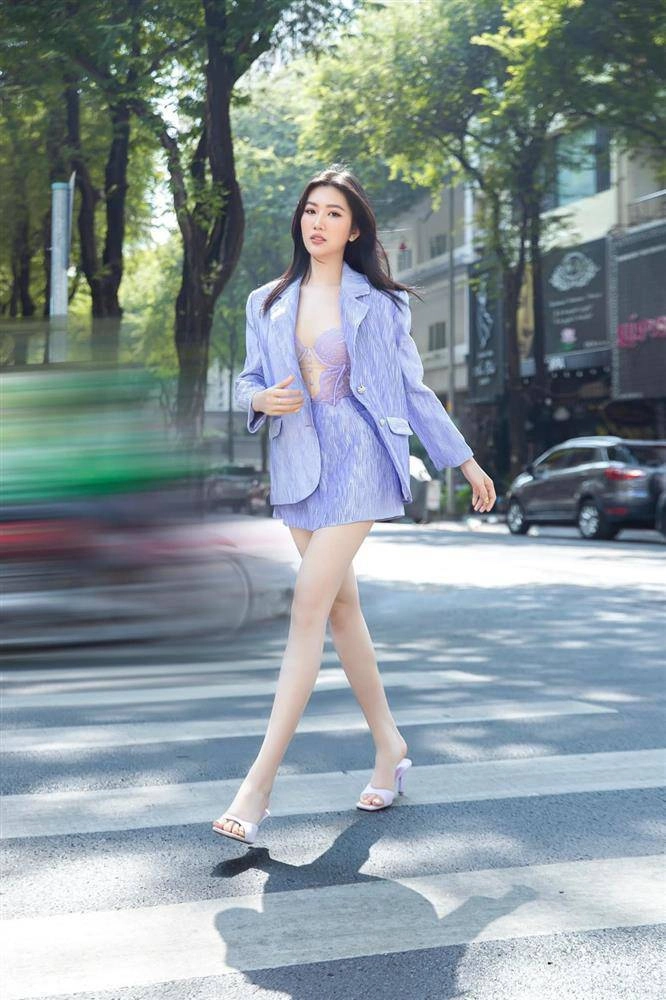 Báu đối nghịch châu với tủ đồ màu mè trong cây táo nở hoa ngoài đờibao phen đụng độ - 5