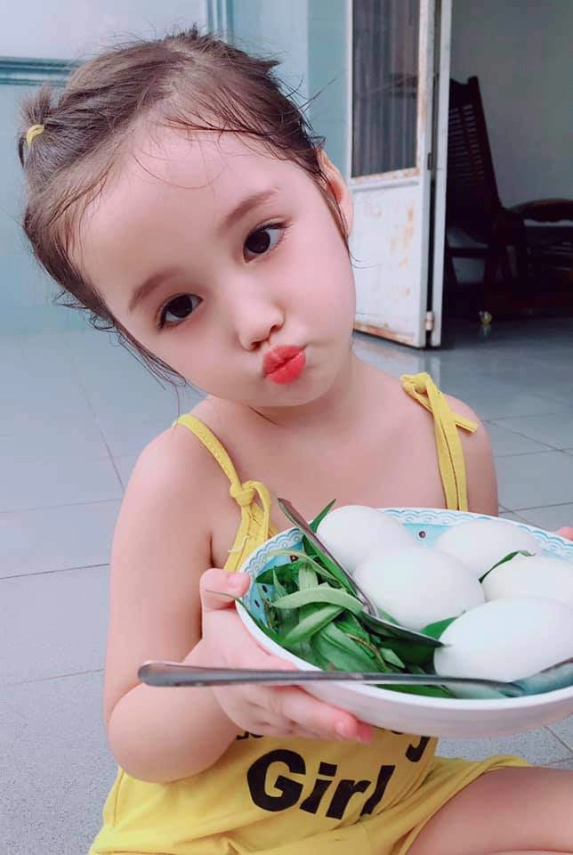 Bé gái đồng tháp nhan sắc hệt hotgirl xoài non con của mẹ đơn thân với người đàn ông mỹ - 5