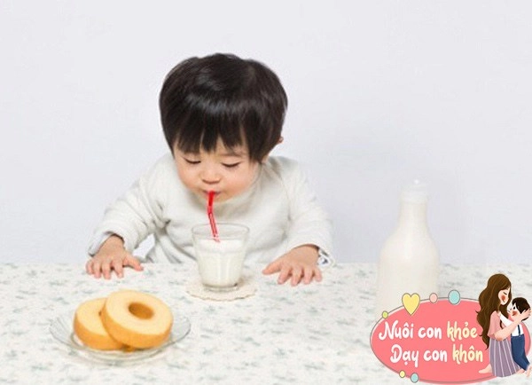 Bé gái uống sữa đậu nành dậy thì sớm bé trai bị biến đổi hormone chuyên gia giải đáp - 5