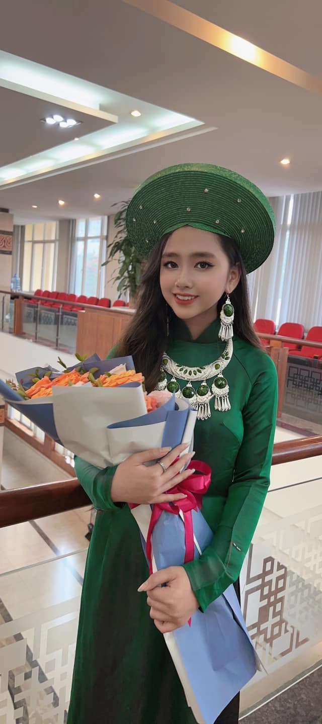 Bé gái xinh nhất nhì hải phòng ai cũng biết tên giờ sau 5 năm thay đổi hóa kiều nữ - 4