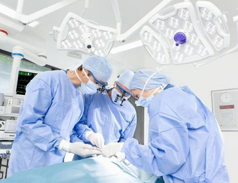 Bé gái xinh xắn khỏe mạnh chào đời được tiên tri chết sớm 33 năm sau ai cũng kinh ngạc - 4