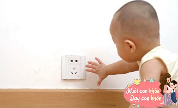 Bé trai hà nội học online bị điện giật nhiều trường hợp trẻ tq dùng smartphone cũng nguy kịch - 8