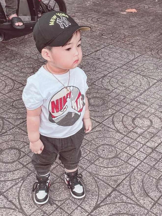 Bé trai sài gòn bị nhầm lẫn với bo con trai hòa minzy vì giống 90 mẹ ruột tiết lộ - 14