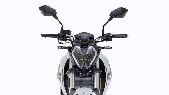 Benelli 180s ra mắt với giá siêu rẻ cạnh tranh gay gắt với yamaha mt-15 - 1