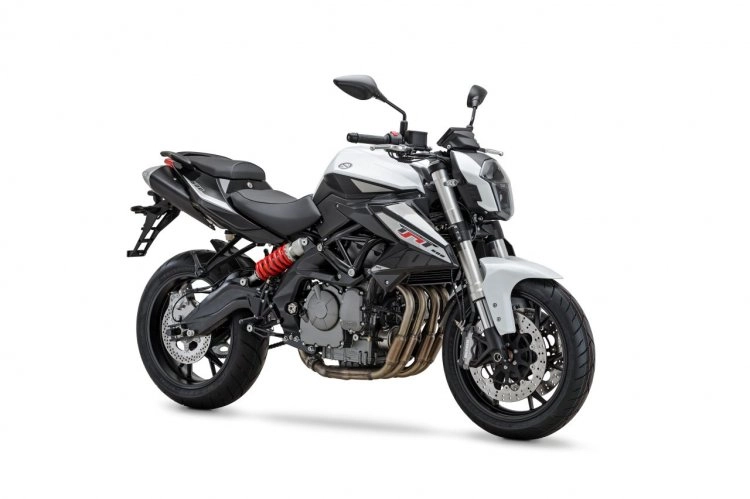 Benelli tnt 600 2020 ra mắt với nhiều đổi mới tại sự kiện eicma 2019 - 5